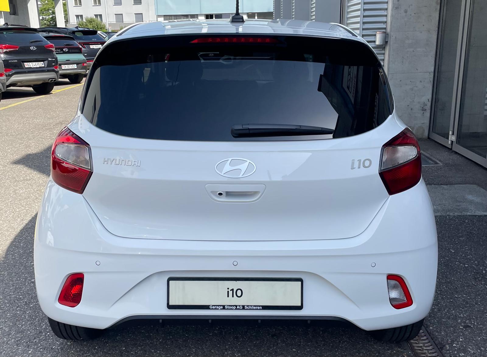 HYUNDAI i10 1.2 Amplia AMT5-image-3