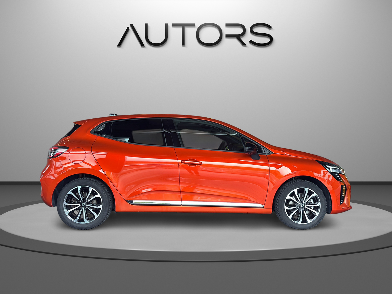 RENAULT Clio 1.6 E-Tech Techno-image-2