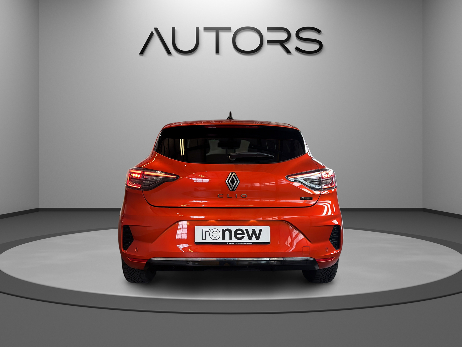 RENAULT Clio 1.6 E-Tech Techno-image-4