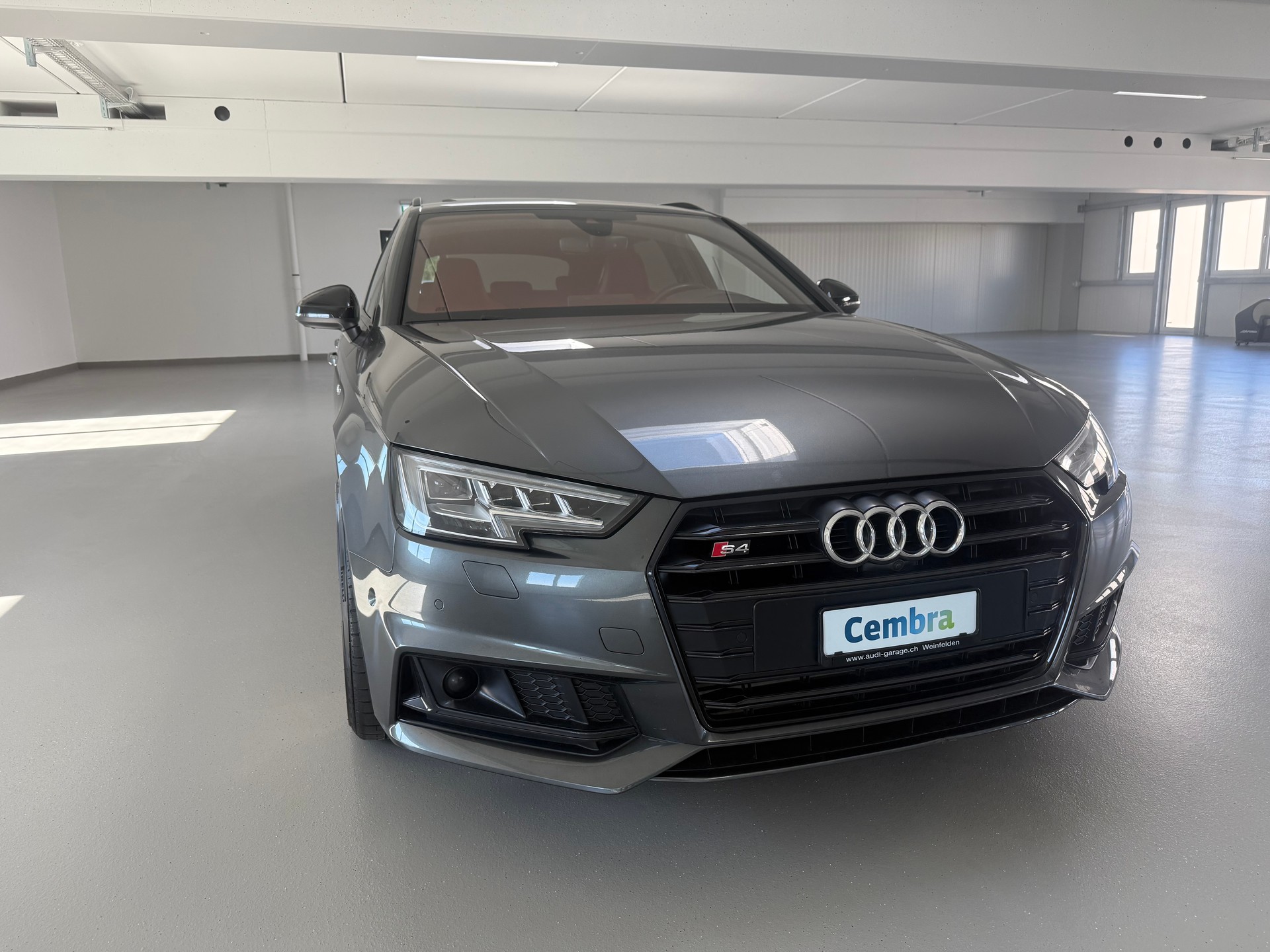 AUDI S4 Avant 3.0 TFSI quattro tiptronic-image-6