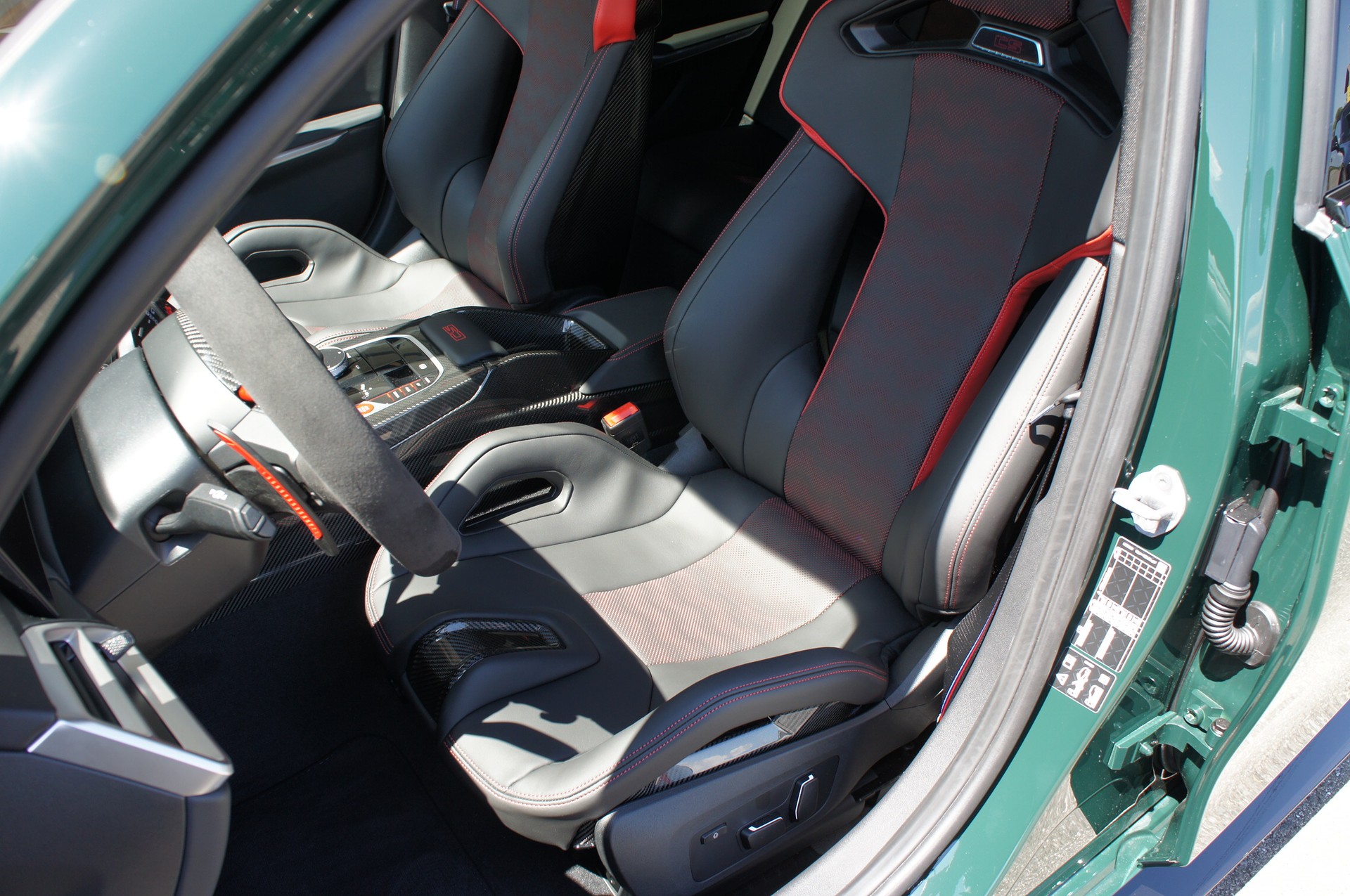 BMW M3 CS Touring xDrive-image-14