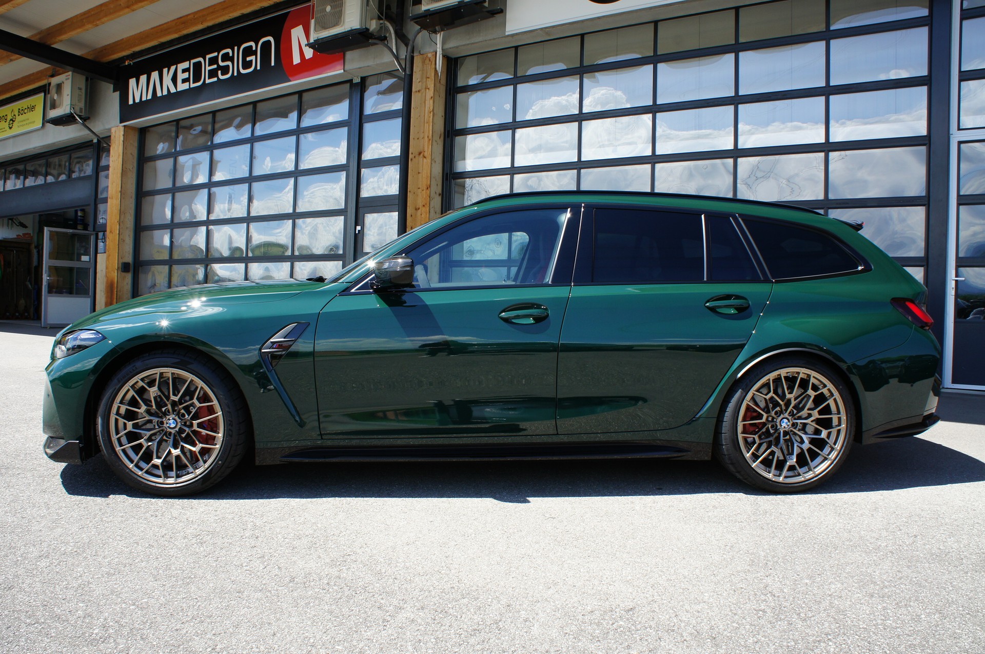 BMW M3 CS Touring xDrive-image-1