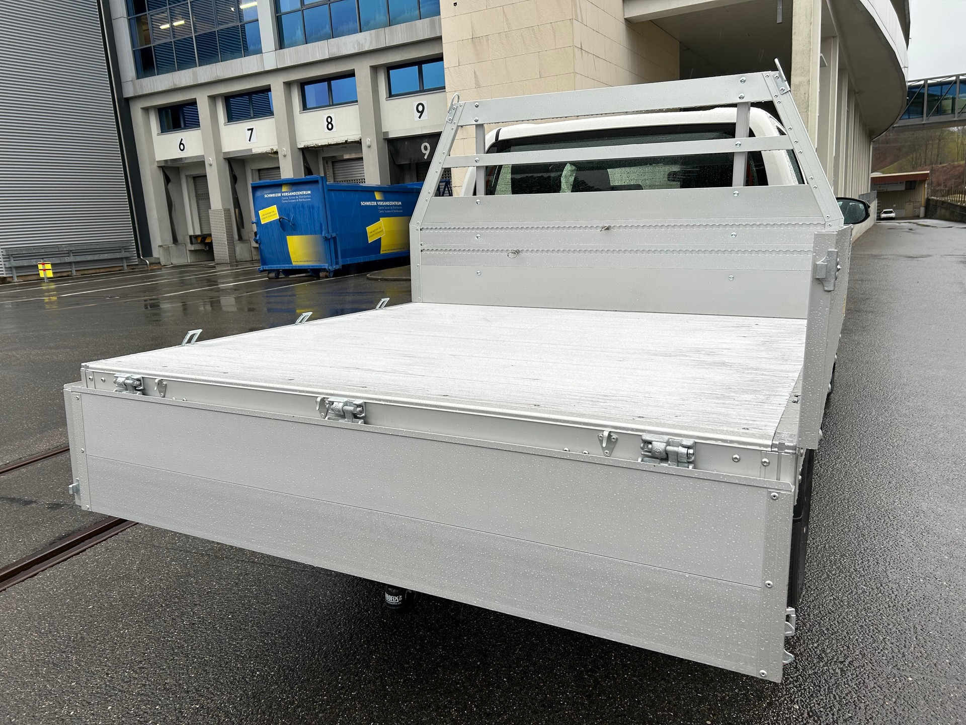 TOYOTA Hilux 2.4D-4D Comfort Double Cab 4x4-image-10