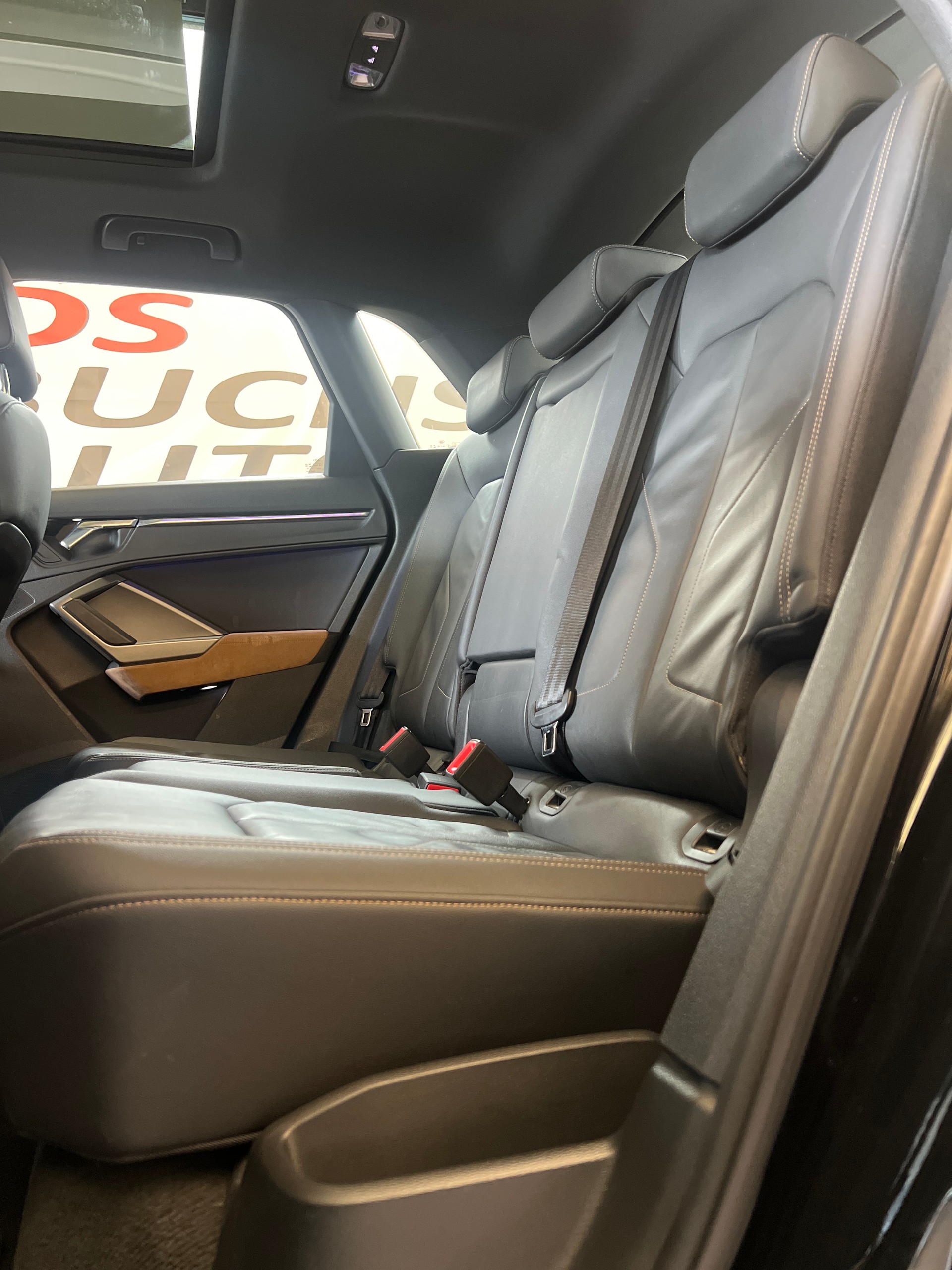 AUDI Q3 40 TFSI quattro S-tronic-image-7
