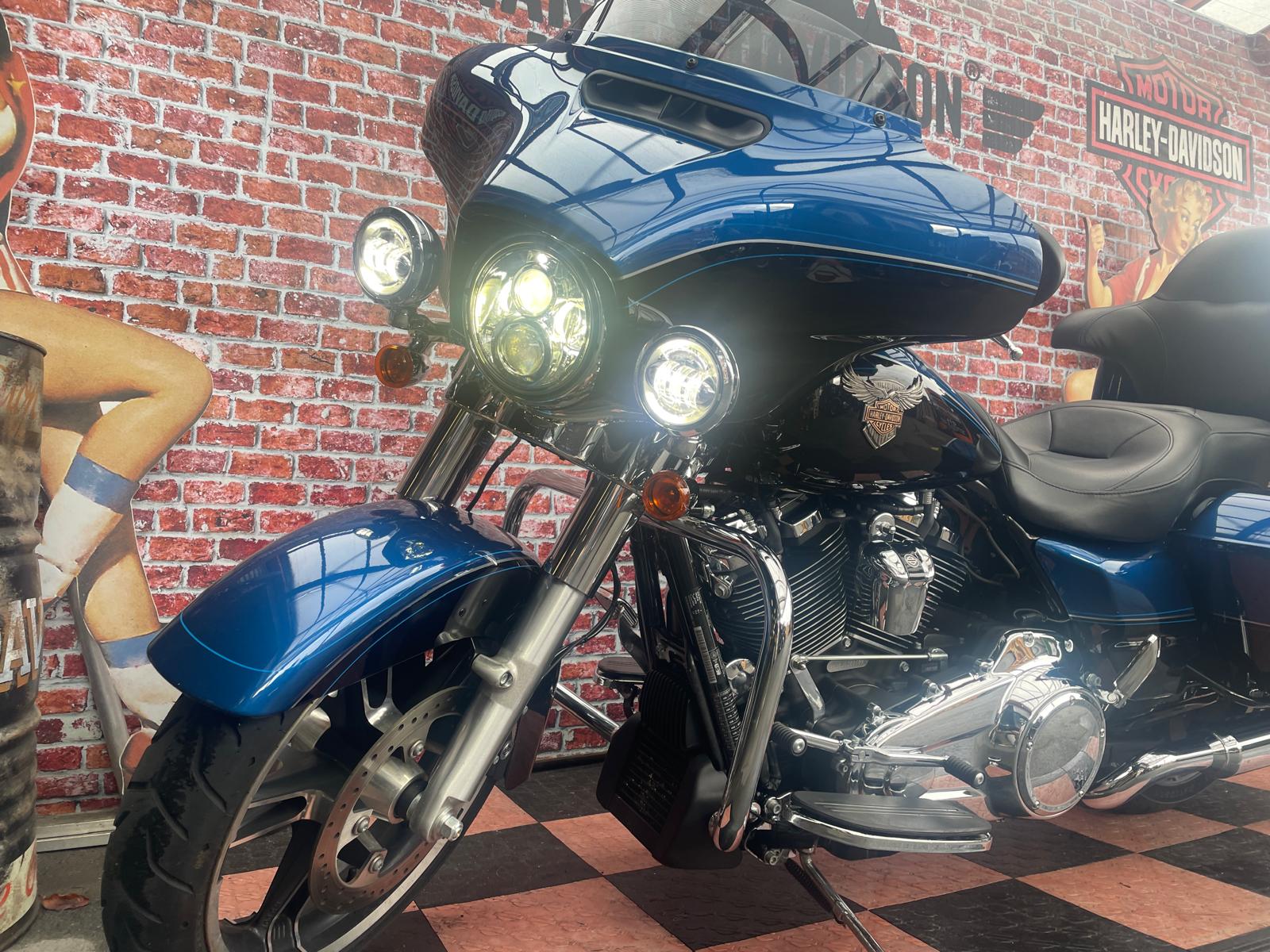 HARLEY-DAVIDSON FLHX Street Glide 107 ABS-image-5