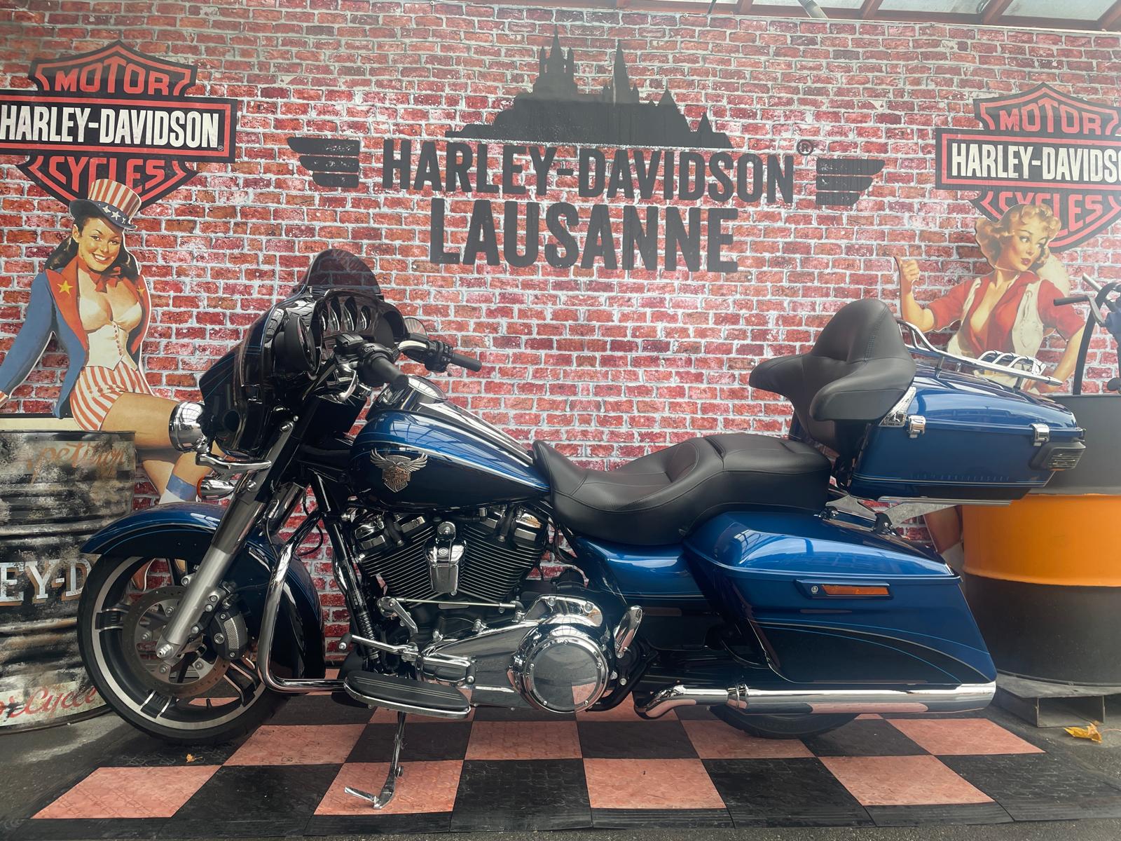 HARLEY-DAVIDSON FLHX Street Glide 107 ABS-showroom-element-1
