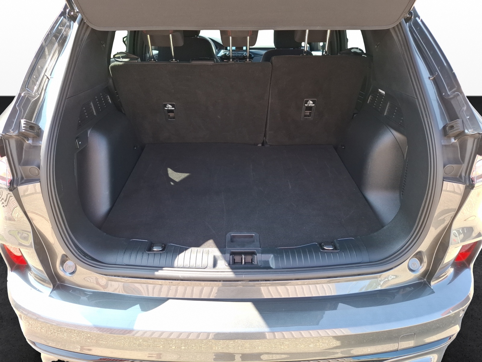 FORD Kuga 2.5 Hybrid ST-Line 4x4-image-10