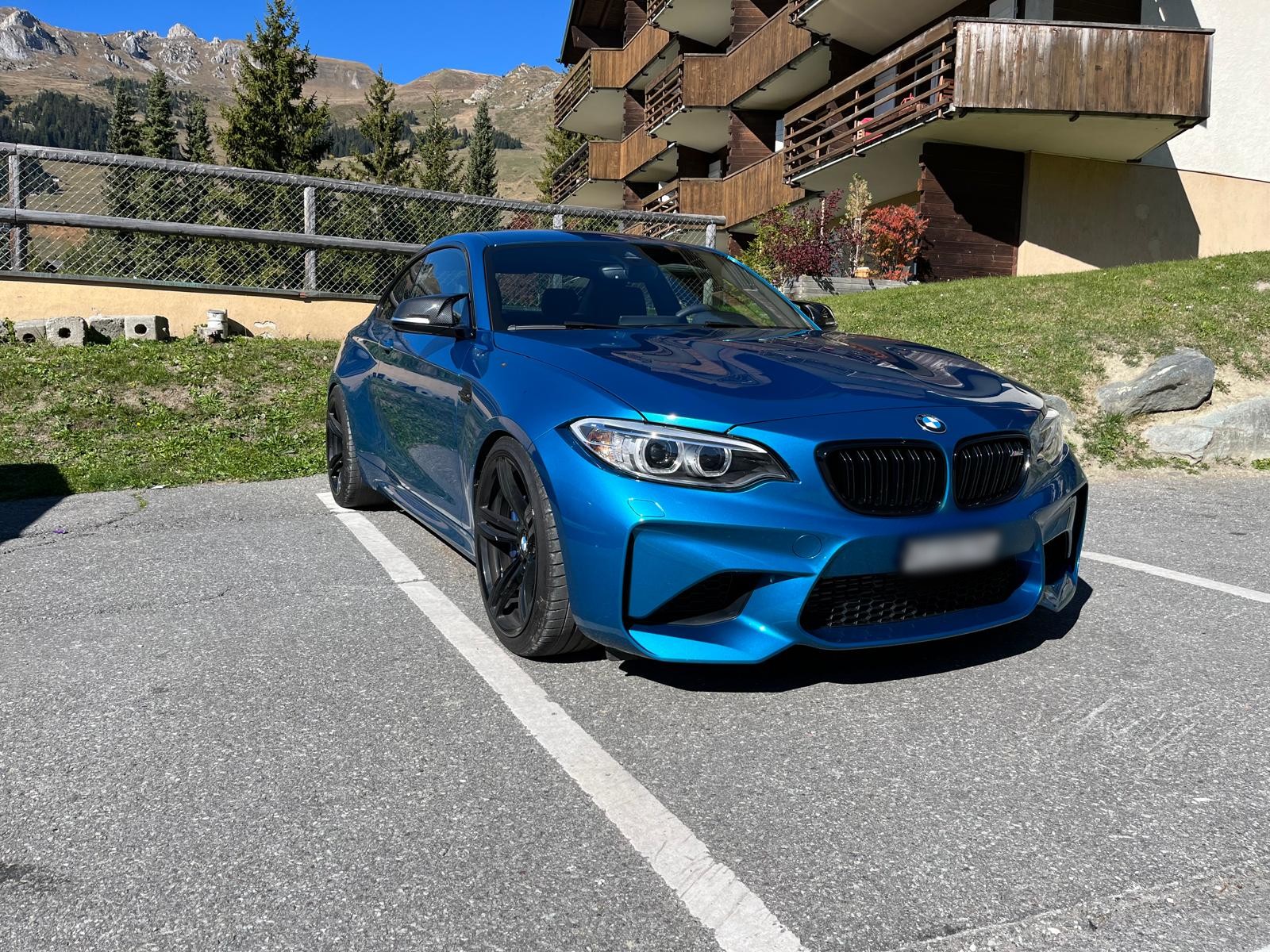 BMW M2, boîte manuelle-image-0