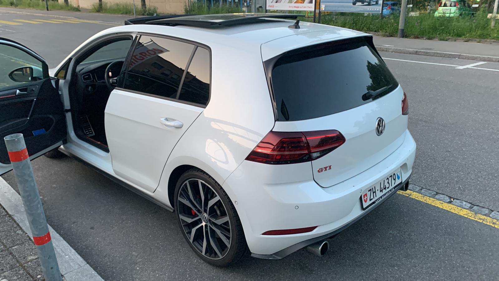 VW Golf 2.0 TSI GTI Performance DSG-image-1