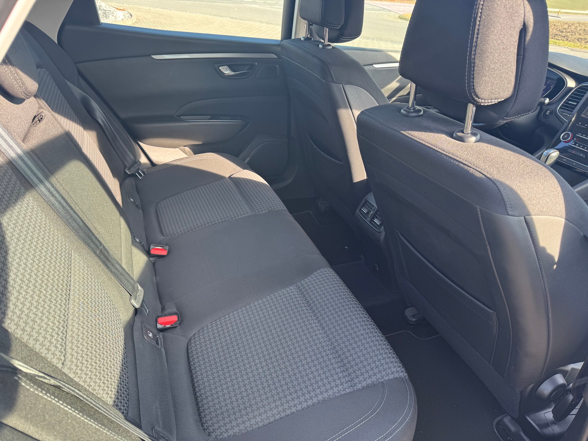 RENAULT Talisman Grandtour 2.0 Blue dCi Intens EDC-image-7