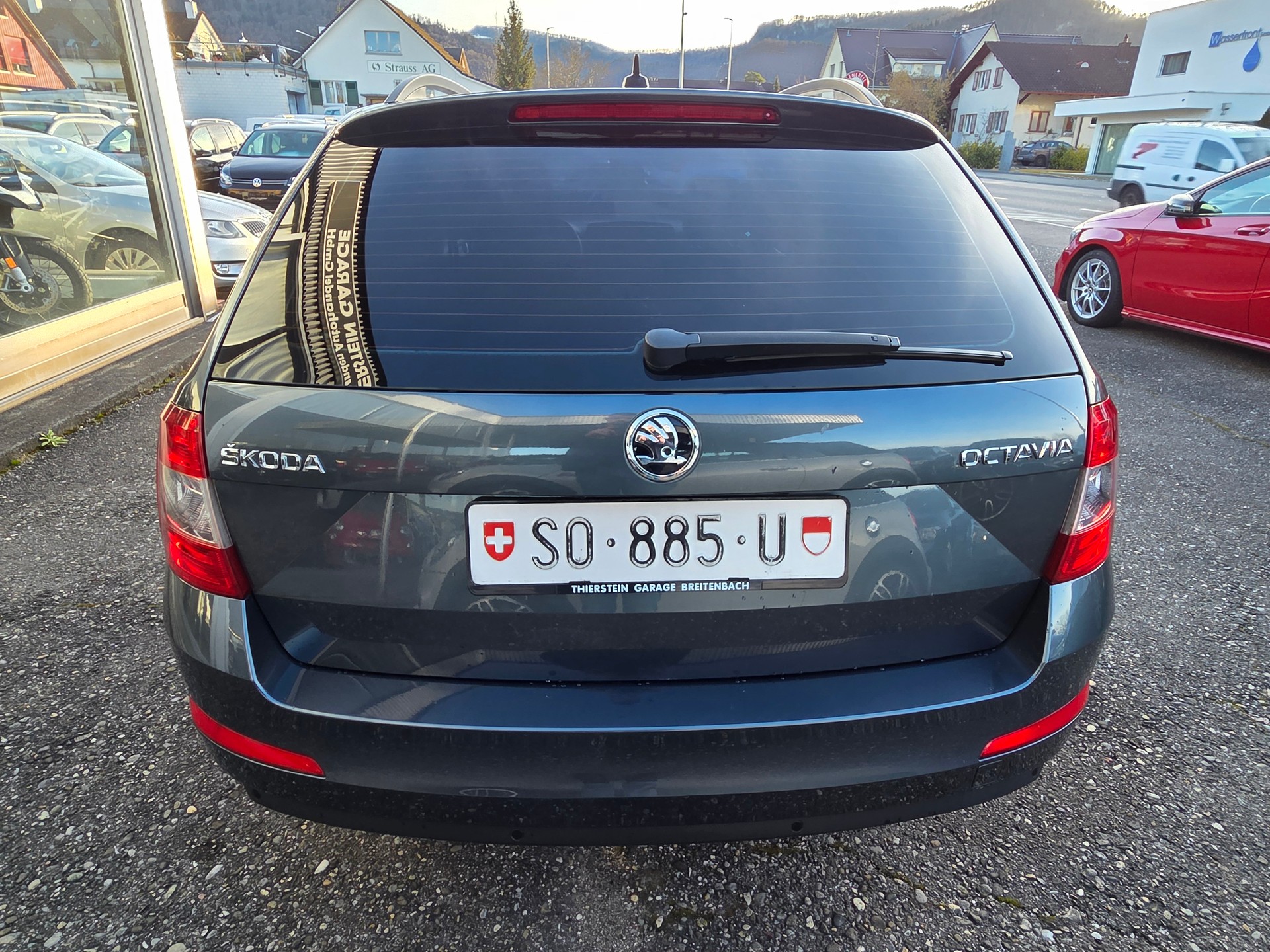 SKODA Octavia Combi 1.4 TSI Ambition DSG-image-4