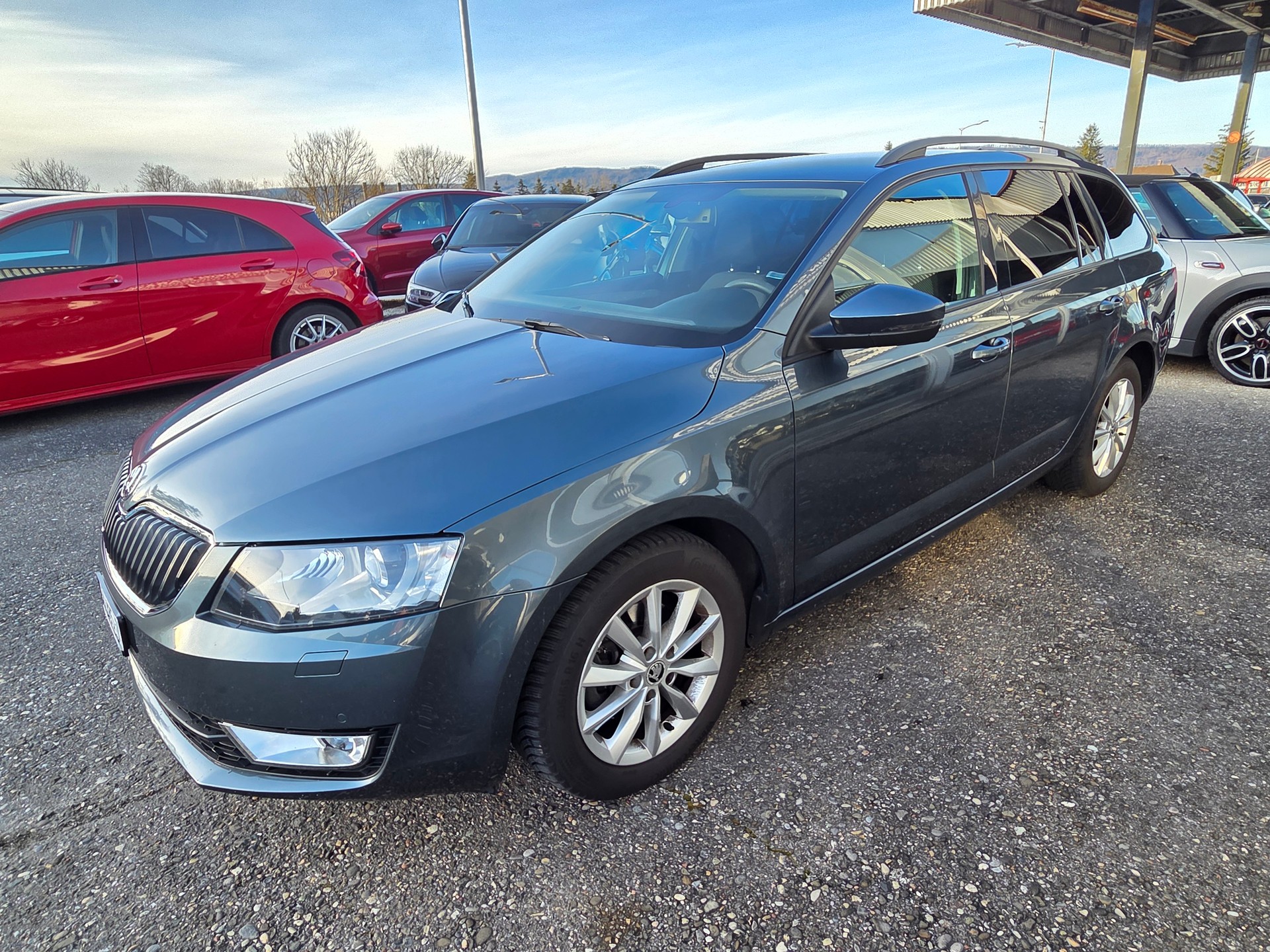 SKODA Octavia Combi 1.4 TSI Ambition DSG-image-2
