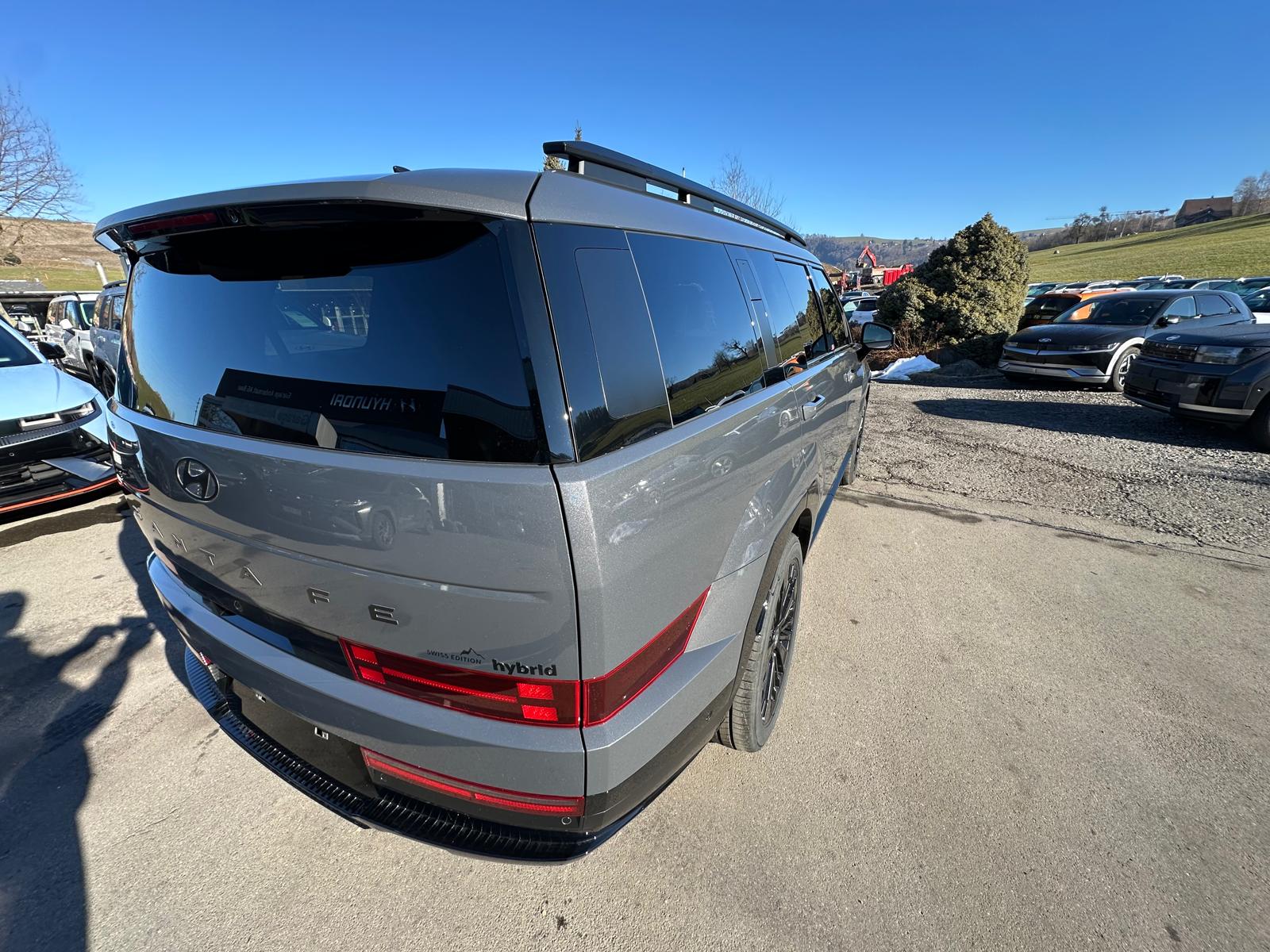 HYUNDAI Santa Fe 1.6 T-GDi HEV Calligraphy Swiss Edition 4WD Automatic-image-7