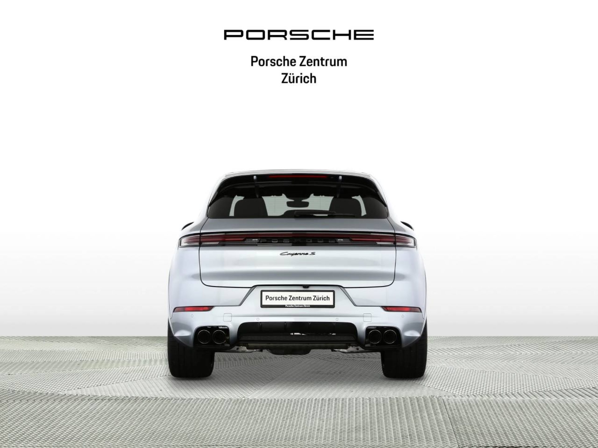 PORSCHE Cayenne S E-Hybrid Black Edition-image-7