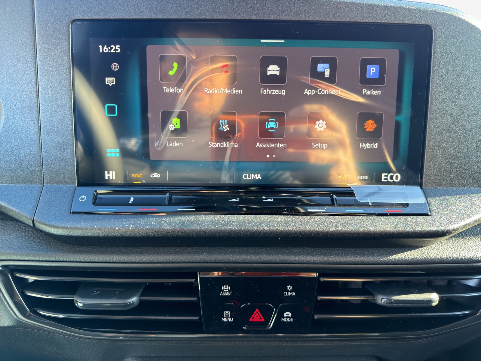 VW Caddy Cargo 1.5 TSI Plug in Hybrid DSG-image-10