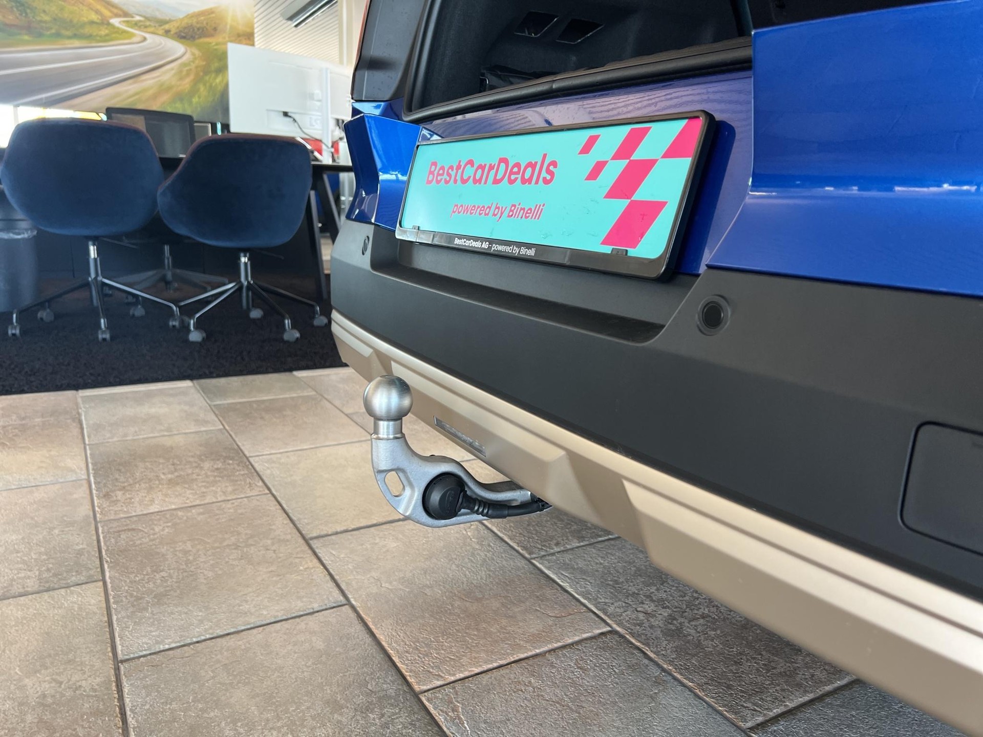 MINI Countryman E Favoured Trim-image-18