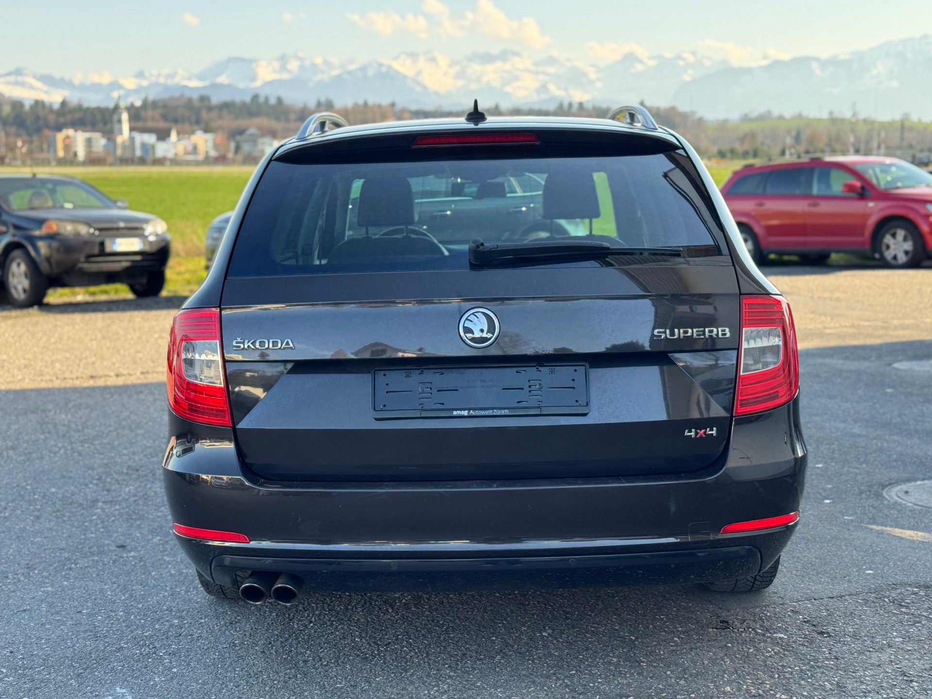SKODA Superb Combi 2.0 TDi Laurin & Klement 4x4 DSG-image-6