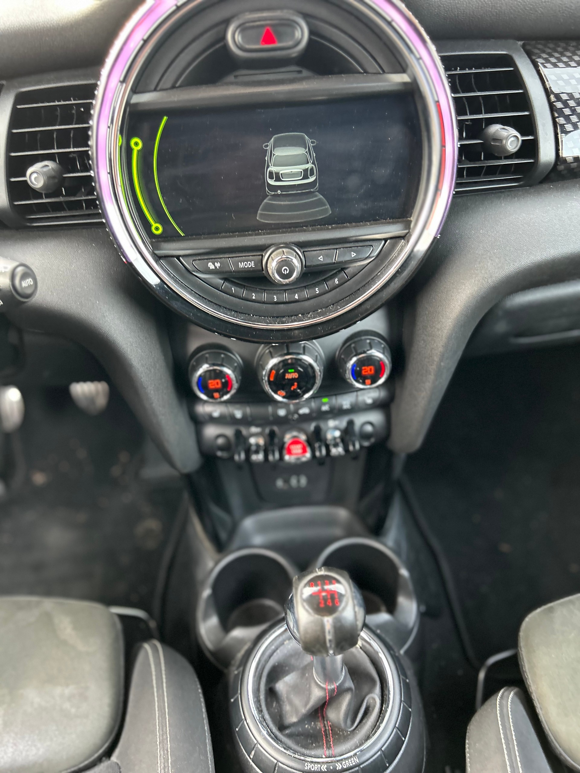 MINI Cooper John Cooper Works-image-12
