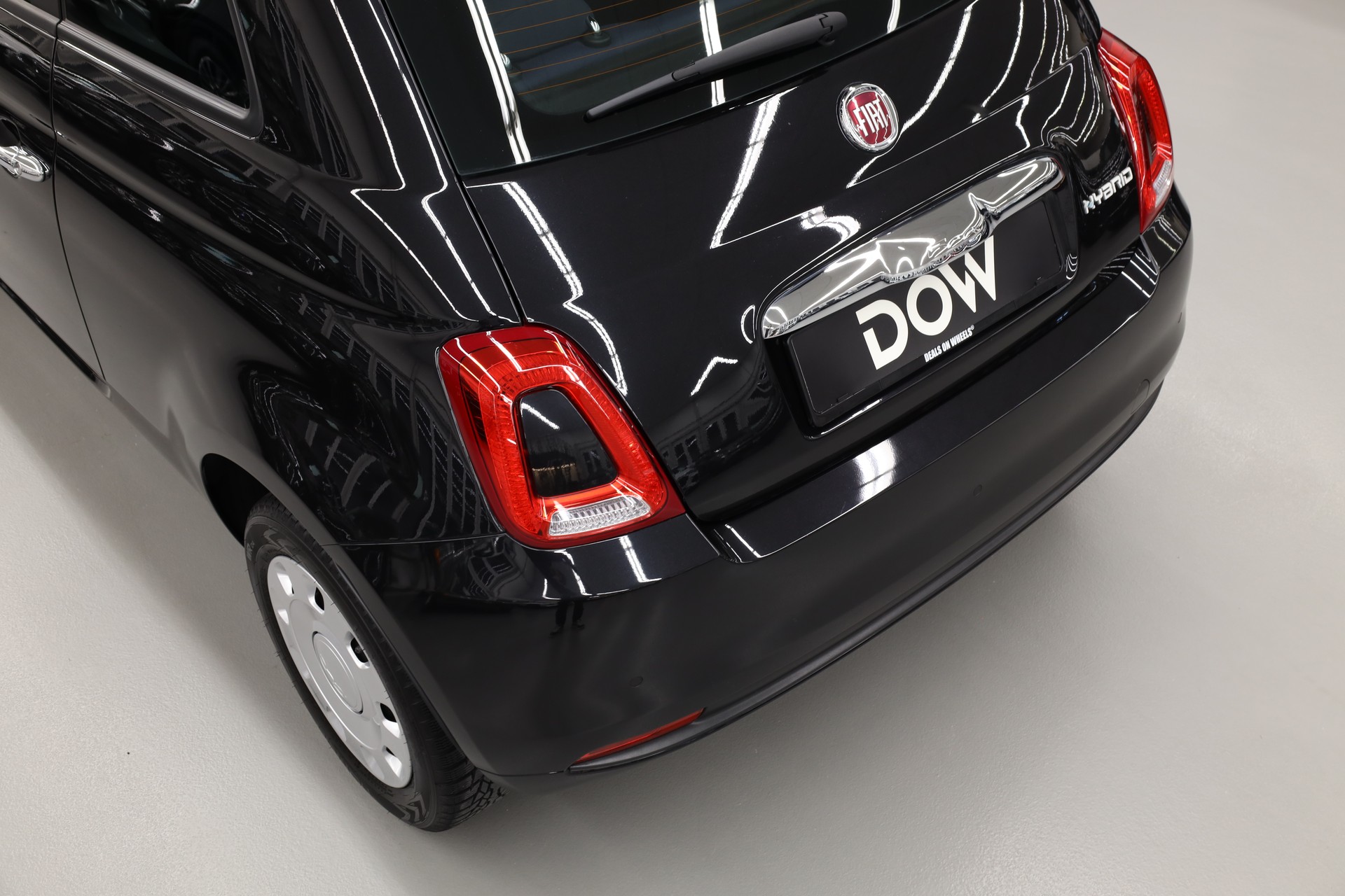 FIAT 500 1.0 Hybrid Cult-image-7