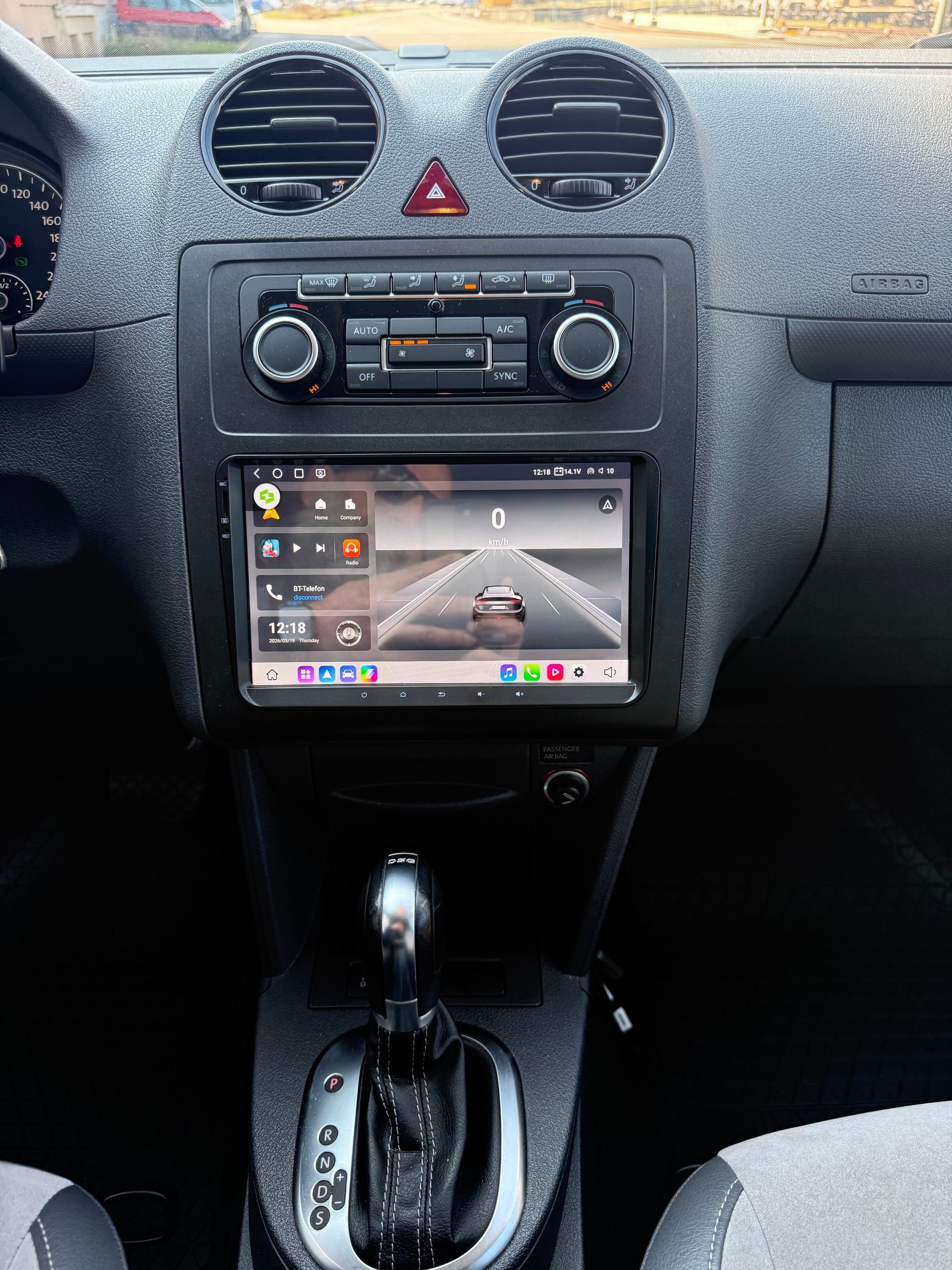 VW Caddy 2.0 TDI Edition 30 DSG-image-6