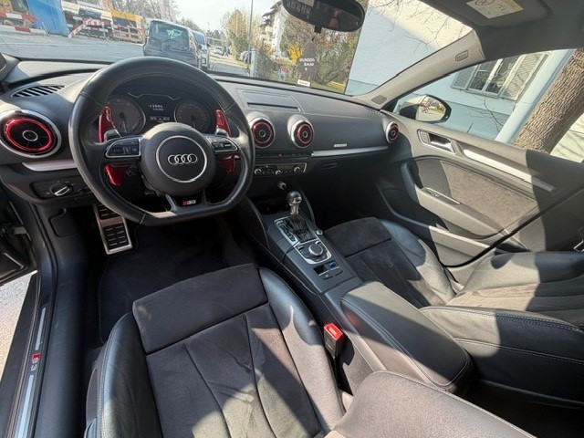 AUDI S3 Limousine 2.0 TFSI quattro S-tronic-image-4