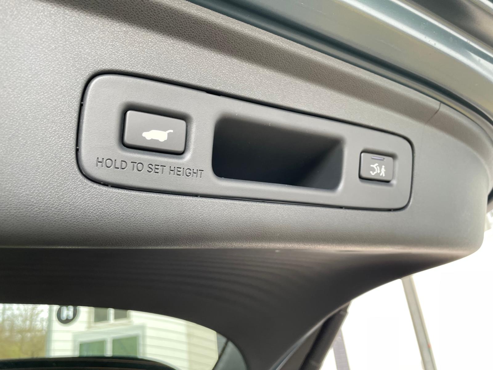 HONDA ZR-V 2.0i MMD Hybrid Advance Automatic-image-13