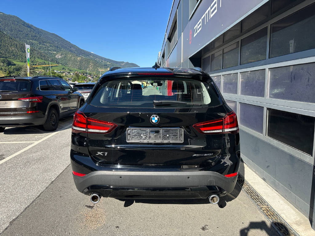 BMW X1 20i xDrive CH-image-4