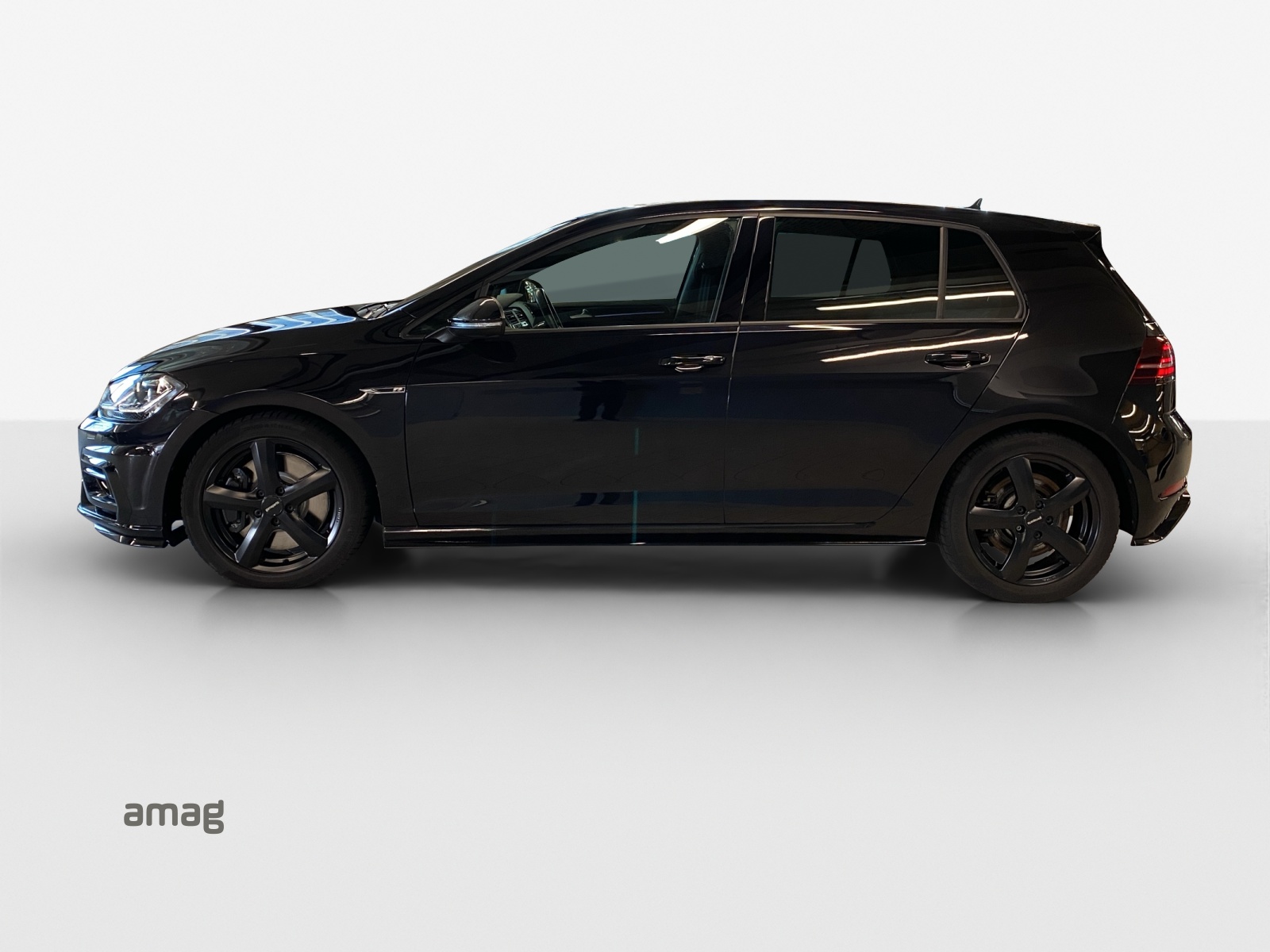 VW Golf 2.0 TSI R 4Motion DSG-image-1