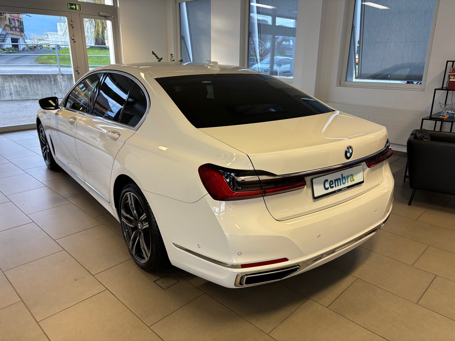 BMW 730d xDrive Steptronic-image-3