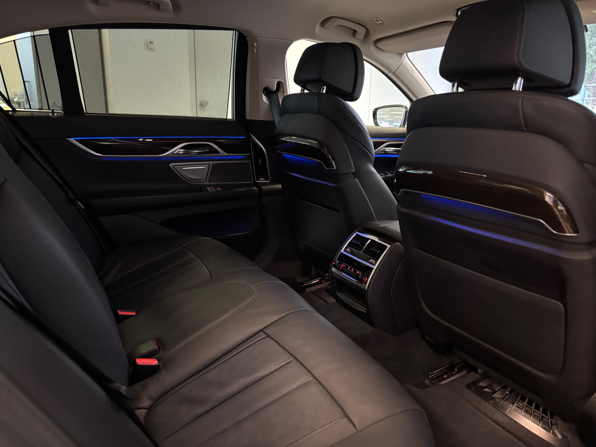 BMW 730d xDrive Steptronic-image-10