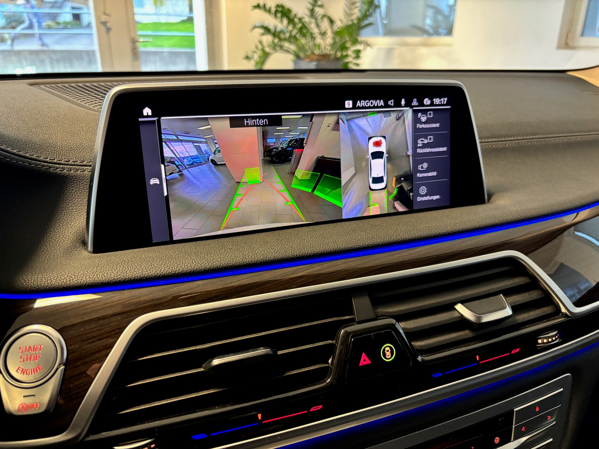 BMW 730d xDrive Steptronic-image-13