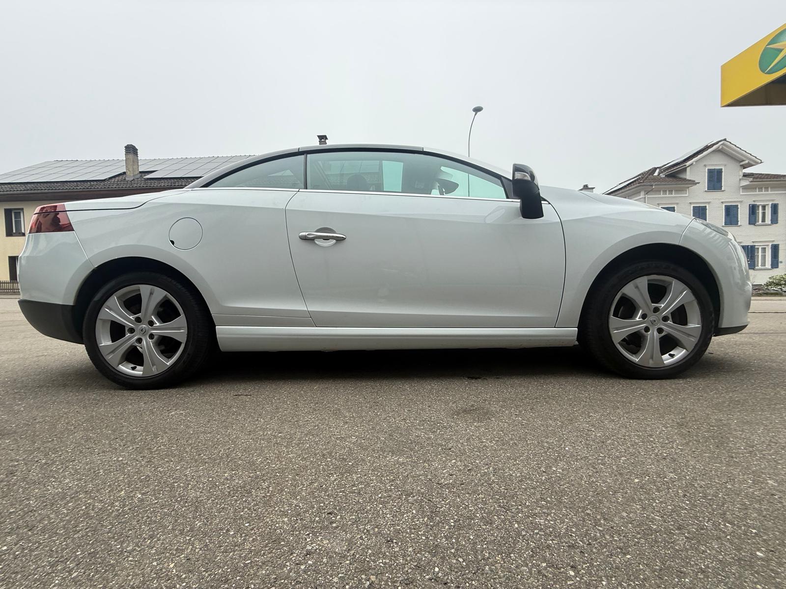 RENAULT Mégane CC 1.4 16V Turbo Dynamique-image-4