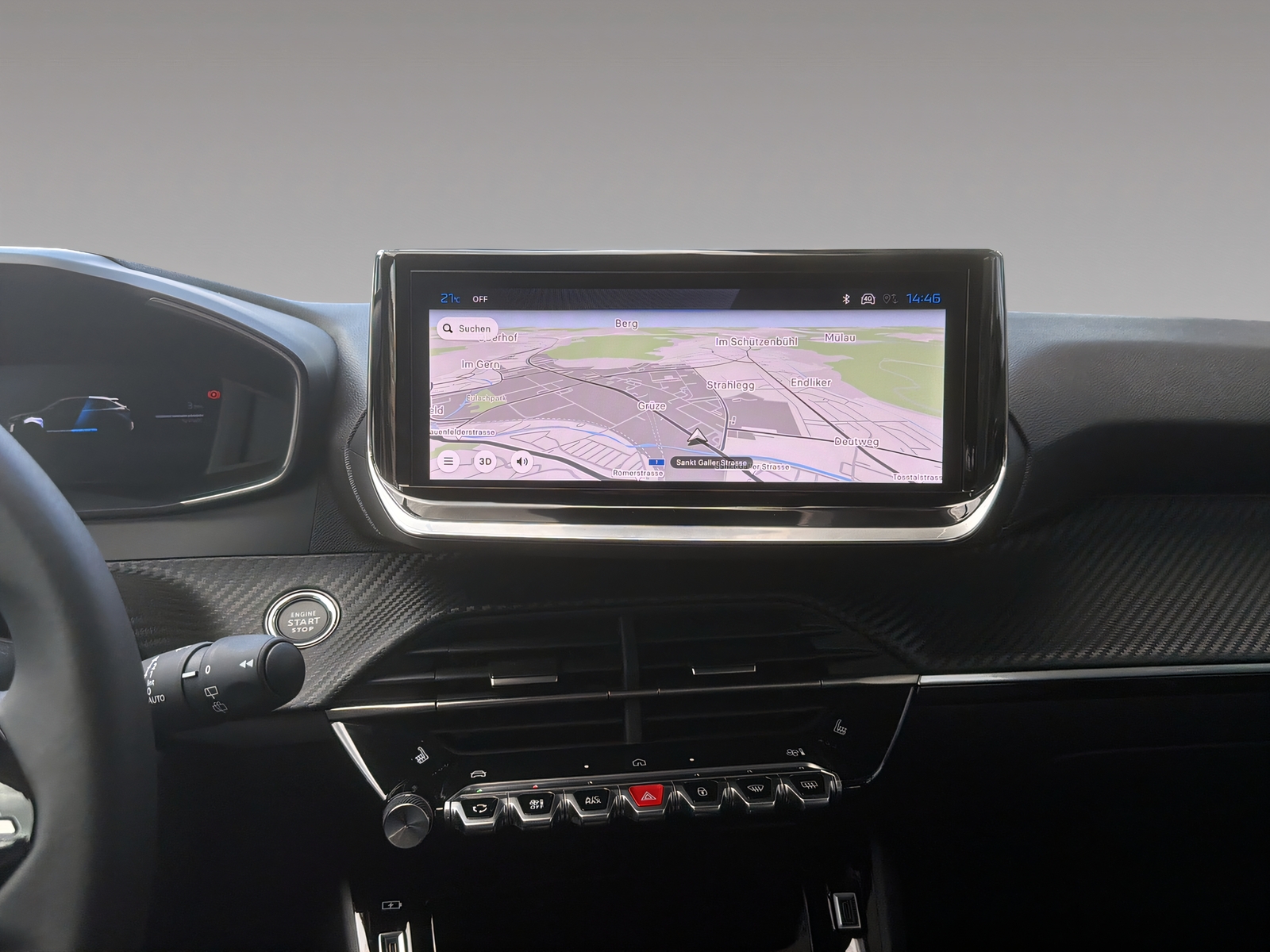 PEUGEOT 208 1.2 Hybrid Allure-image-10