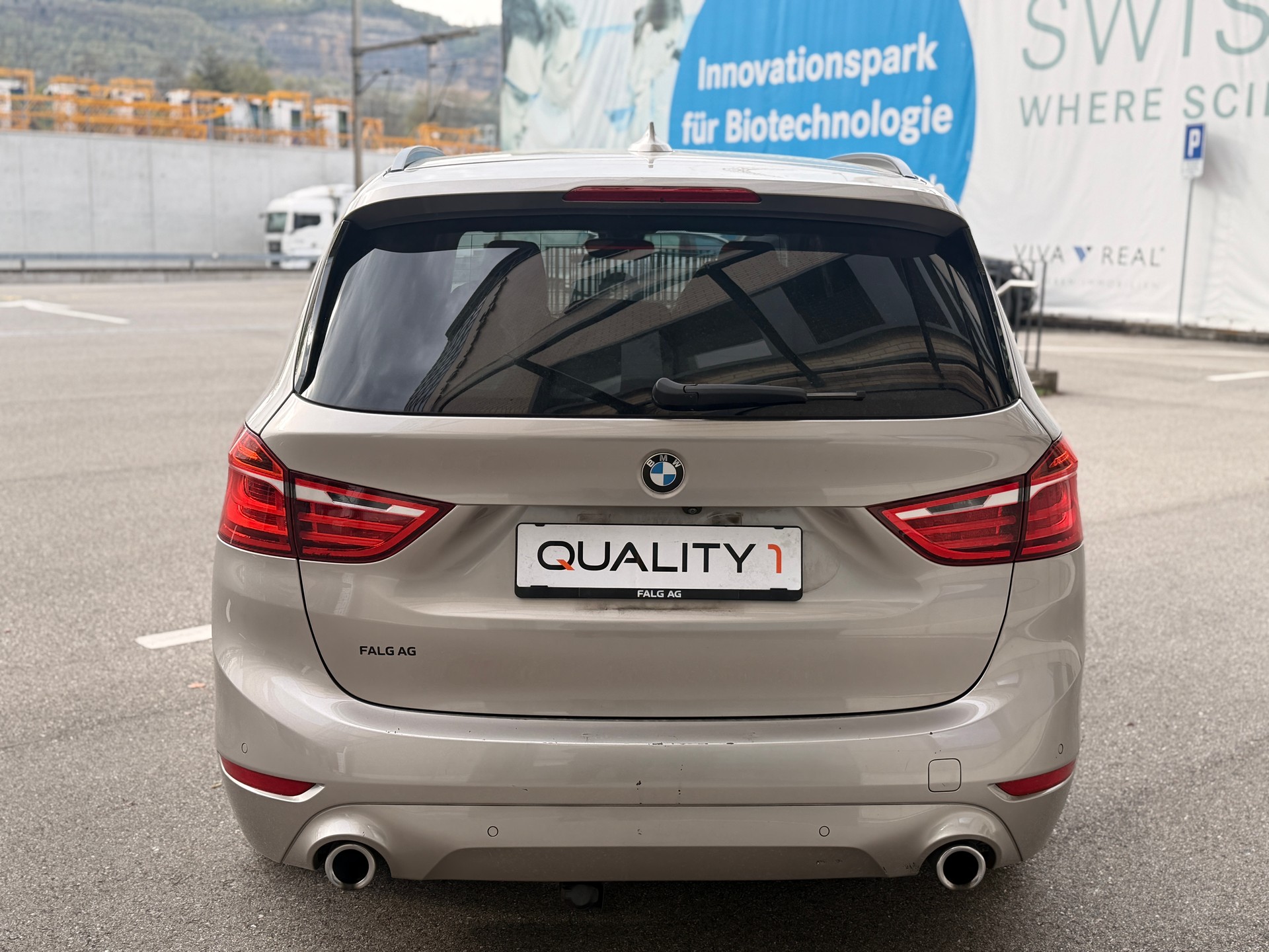 BMW 218d xDrive Gran Tourer Steptronic-image-3