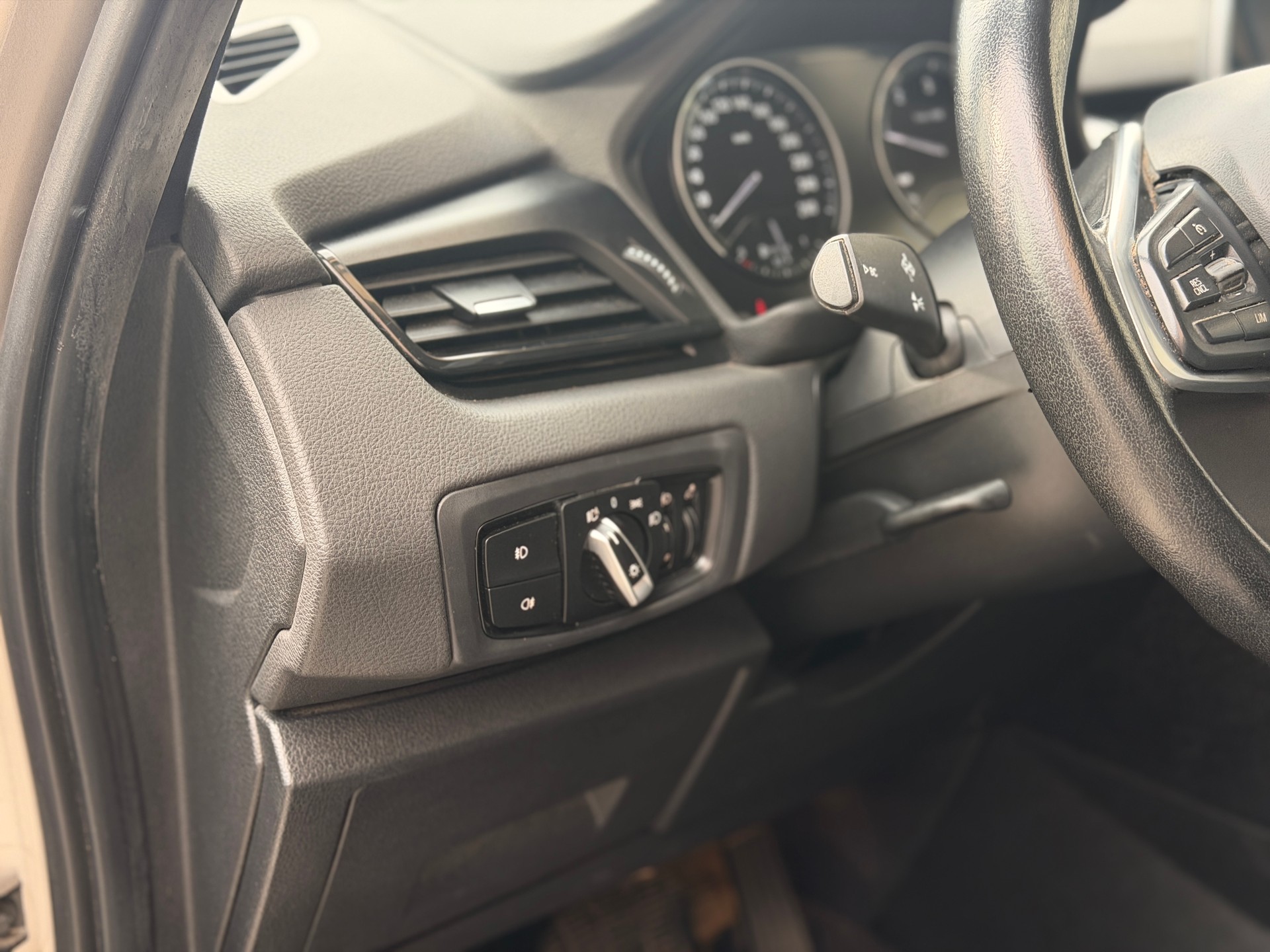 BMW 218d xDrive Gran Tourer Steptronic-image-16