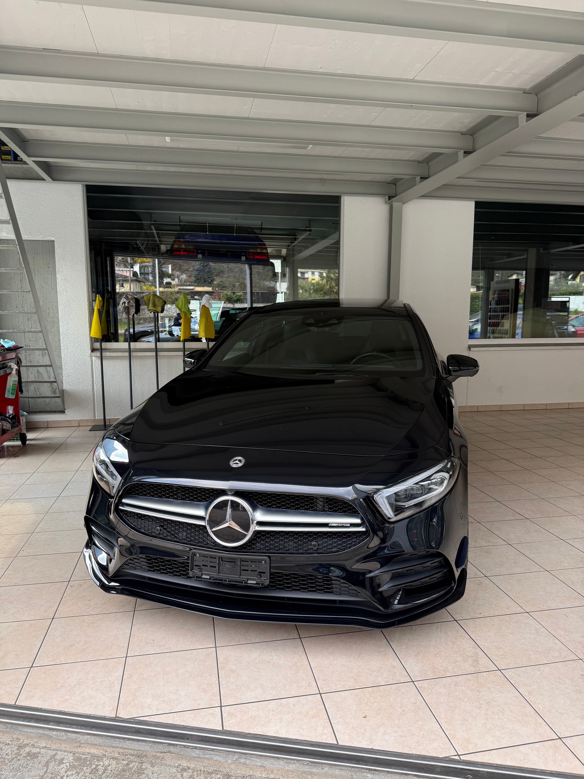 MERCEDES-BENZ A 35 AMG 4Matic Speedshift