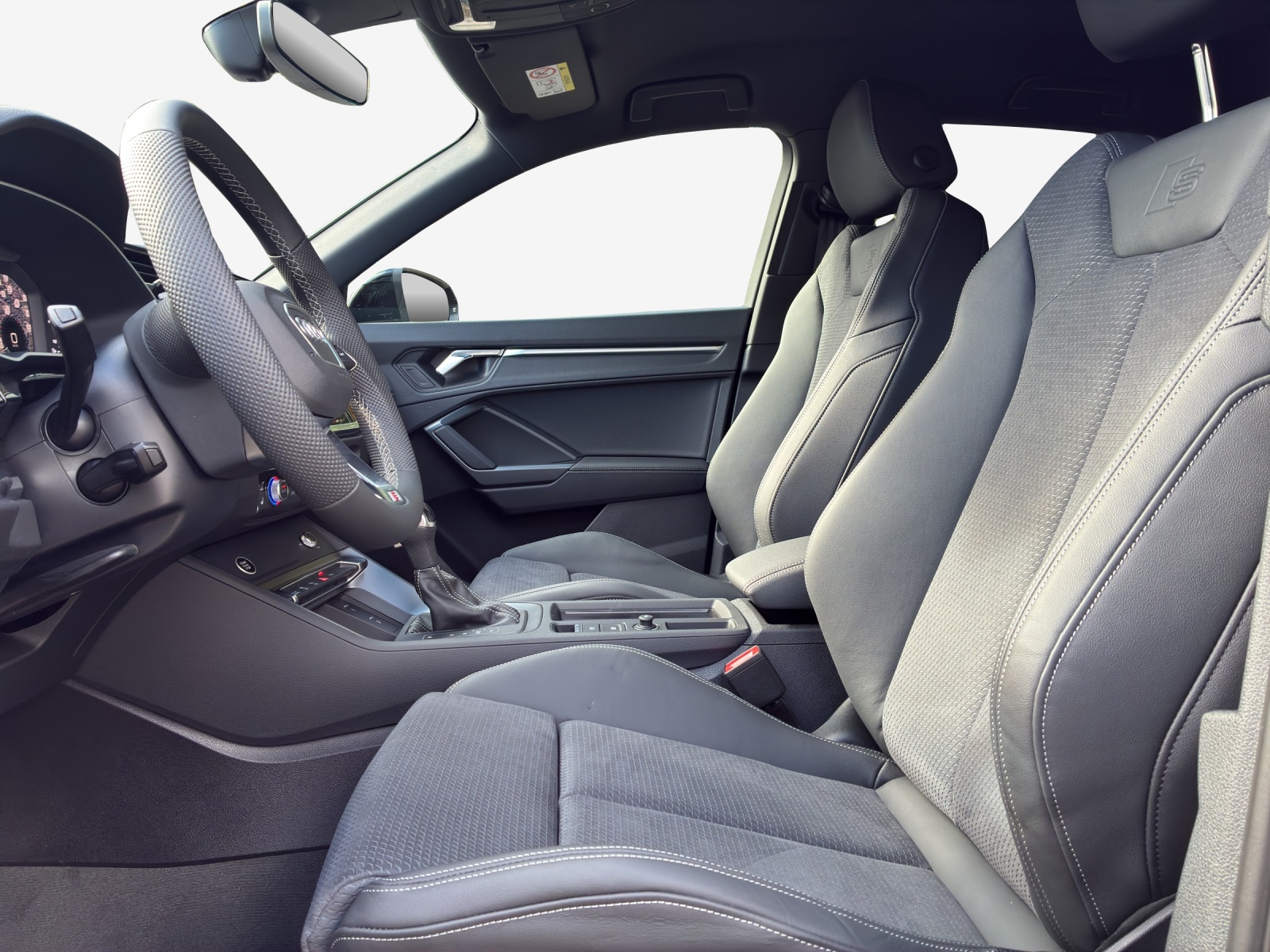 AUDI Q3 Sportback 35 TFSI S line Attraction S-tronic-image-7