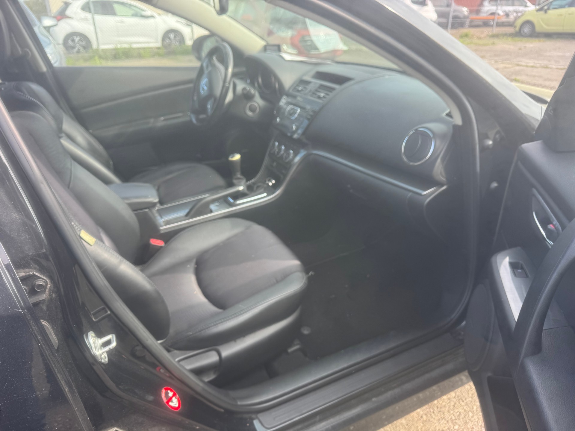 MAZDA 6 2.2 CD 16V Sport-image-7
