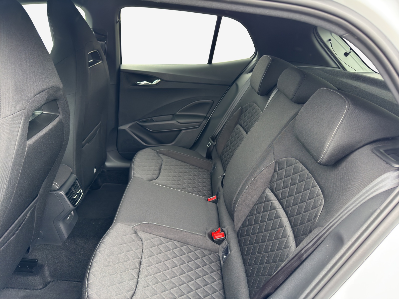 SKODA Fabia 1.5 TSI Dynamic DSG-image-11