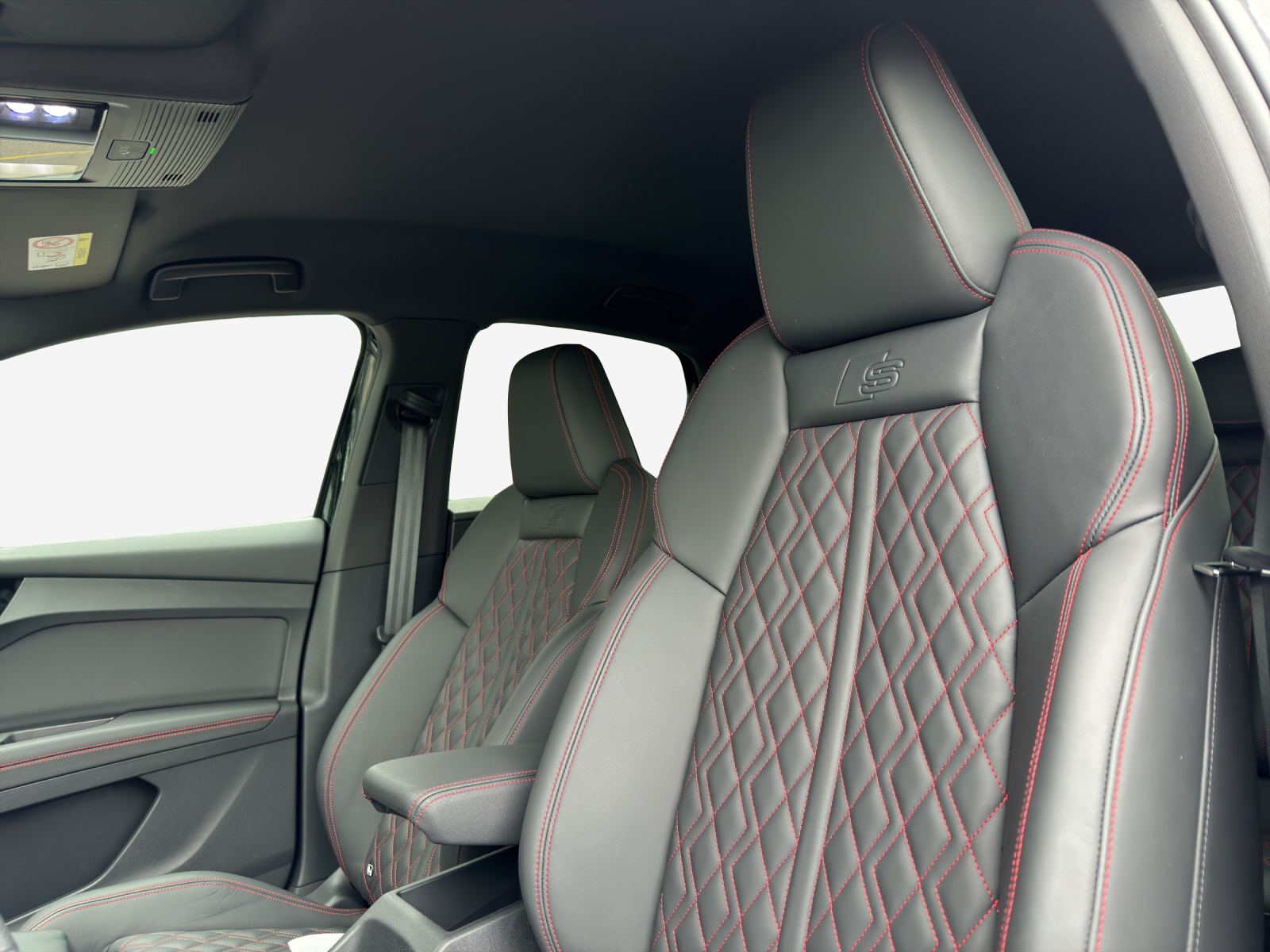 AUDI Q4 Sportback e-tron 45 Edition Swiss Ski quattro-image-14