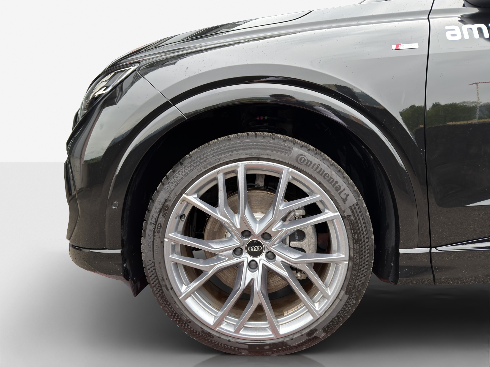 AUDI Q4 Sportback e-tron 45 Edition Swiss Ski quattro-image-13