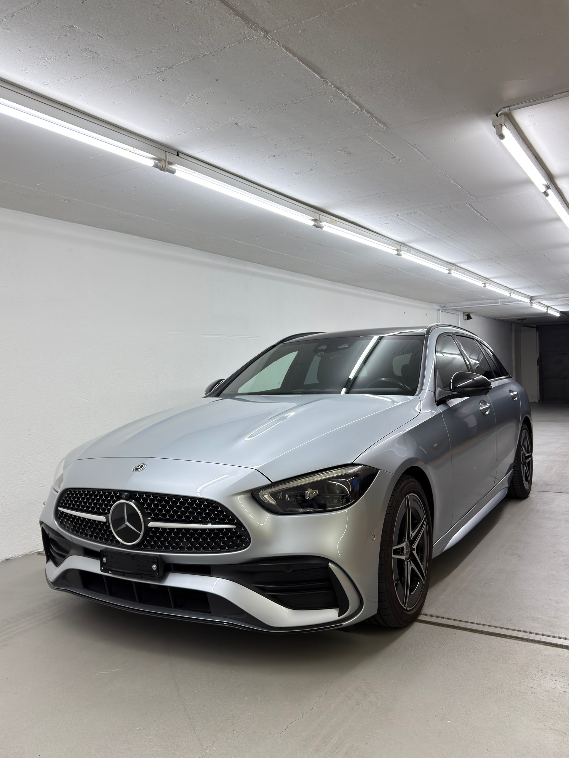 MERCEDES-BENZ C 220 d T AMG Line-showroom-element-2