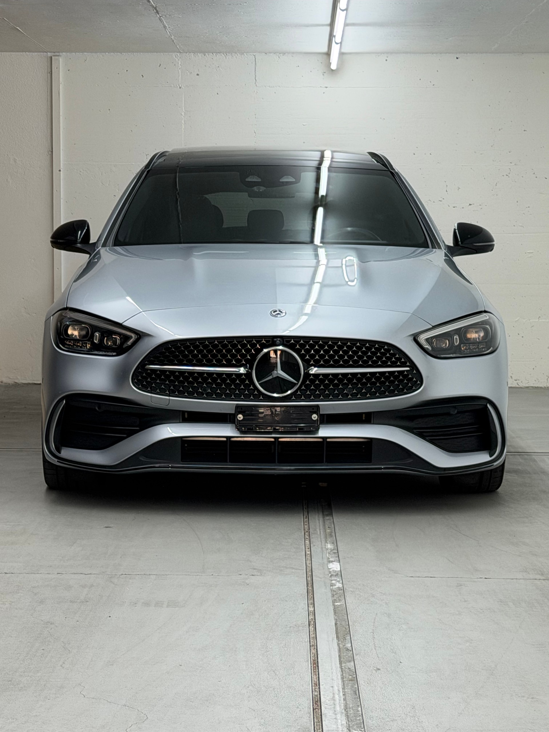 MERCEDES-BENZ C 220 d T AMG Line-showroom-element-1
