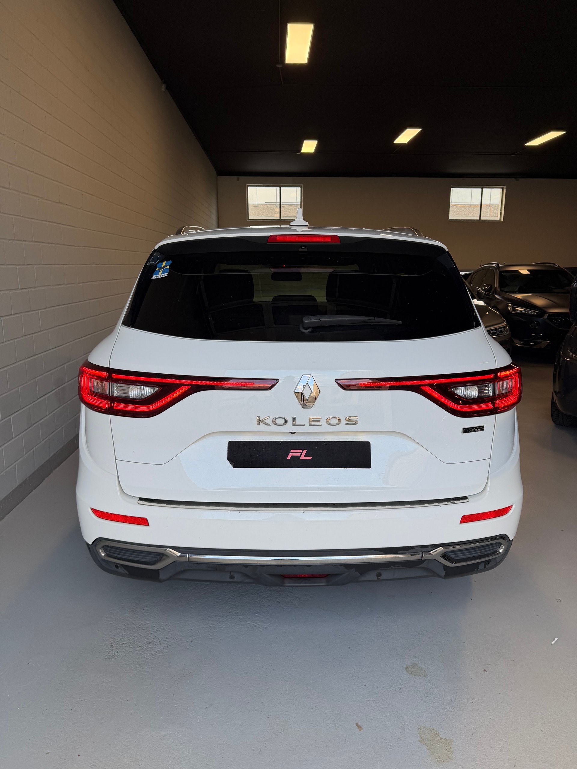 RENAULT Koleos 2.0 dCi Zen 4x4-image-2