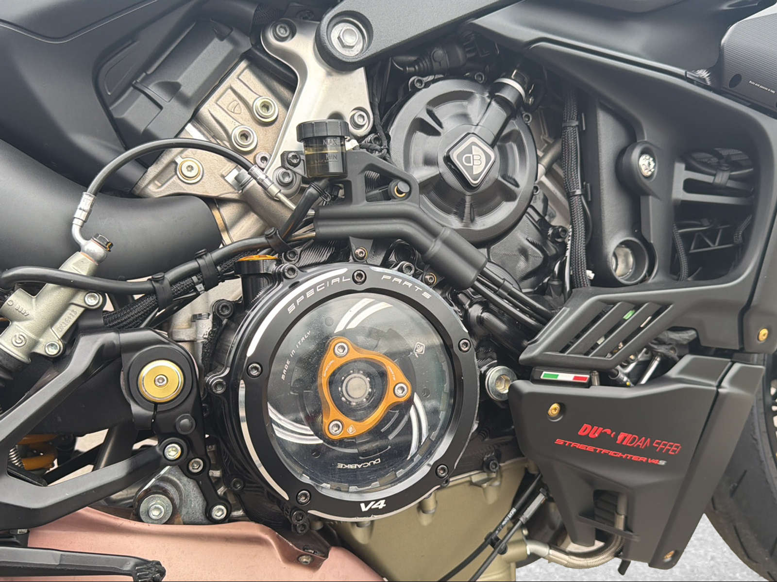 DUCATI 1100 Streetfighter V4 S ABS-image-7