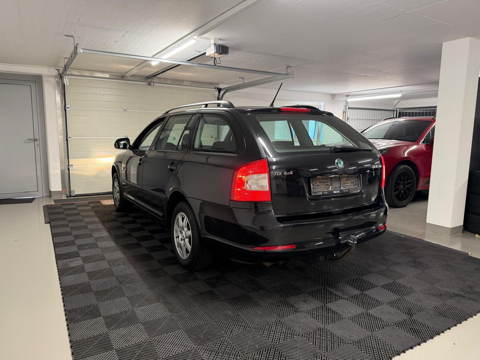 SKODA Octavia Combi 1.6 TDI Ambition 4x4 B5a-image-4