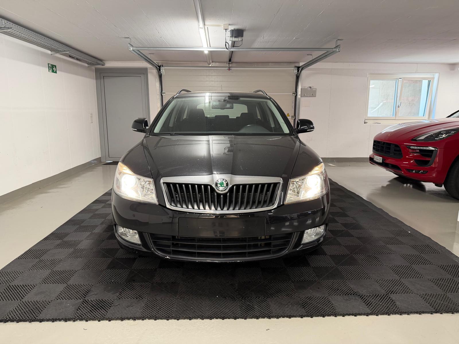 SKODA Octavia Combi 1.6 TDI Ambition 4x4 B5a-image-2