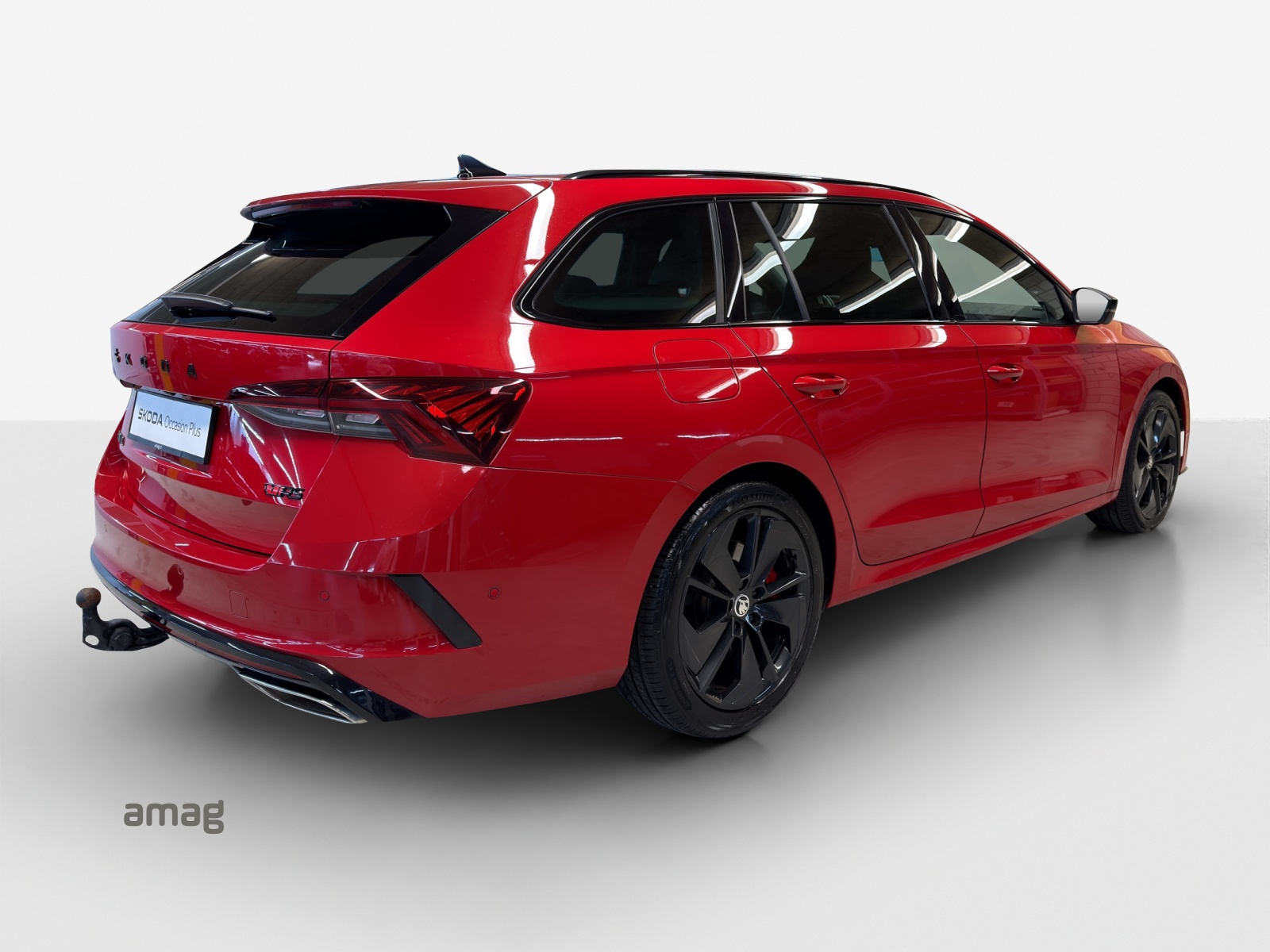 SKODA Octavia Combi 2.0 TSI DSG RS-image-4