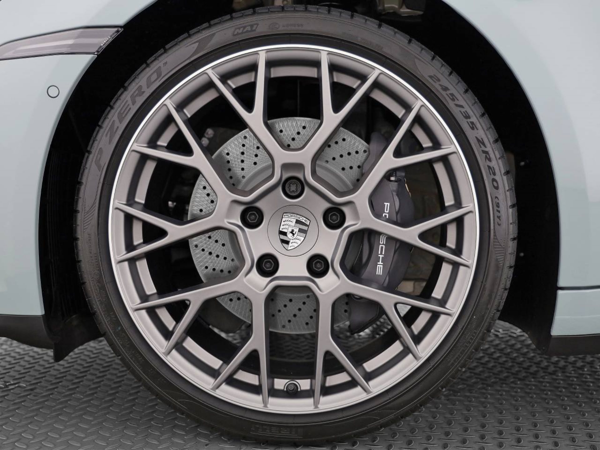 PORSCHE 911 Carrera-image-7