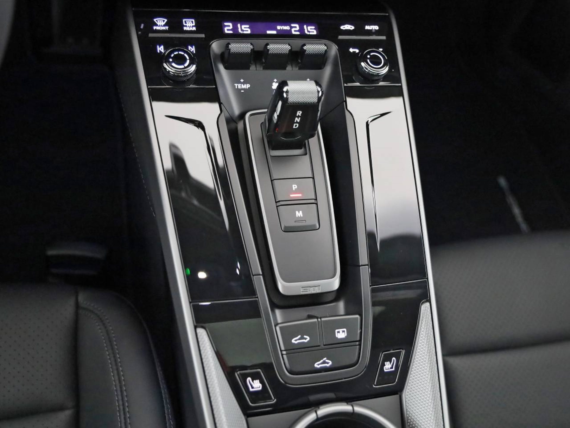 PORSCHE 911 Carrera-image-18